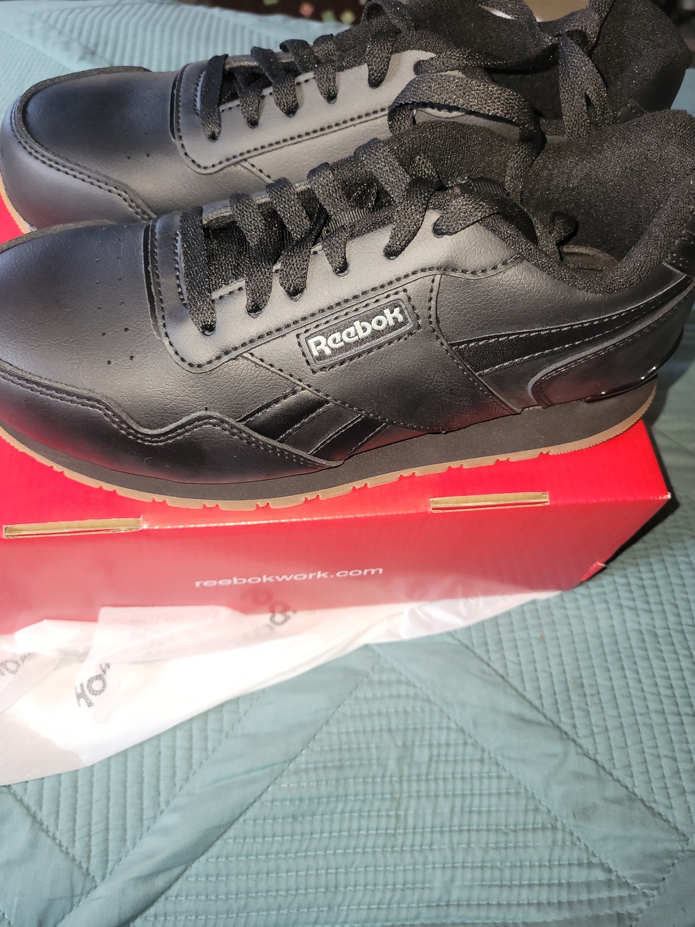 Reebok Men’s Classic Black Leather Sneakers